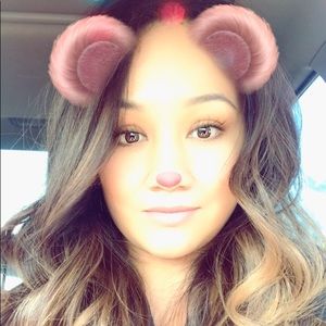 Meet your Posher, Yesenia
